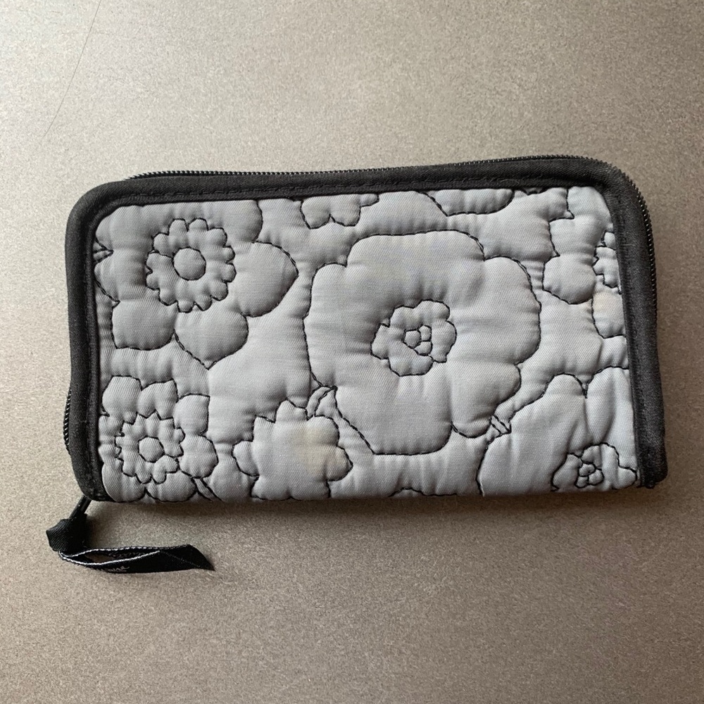 Thirty-one pocket wallet